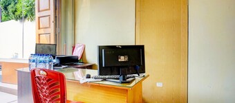 Luxury Deluxe DBL Retreat W/ Free WiFi and Parking