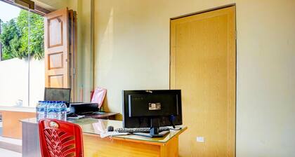 Luxury Deluxe DBL Retreat W/ Free WiFi and Parking