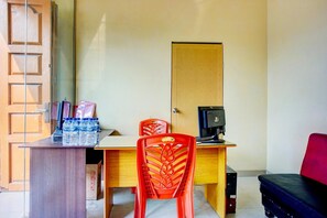 Entrance / Reception