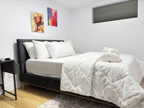 Room - Luxury 1 BedRoom Suite | Near YMCA & Mountain Rd (Moncton)