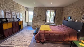 1 chambre, Wi-Fi gratuit, draps fournis