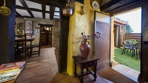 Studio (5 Bedrooms) | Interior