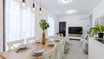 Apartment (6 Bedrooms) | Interior