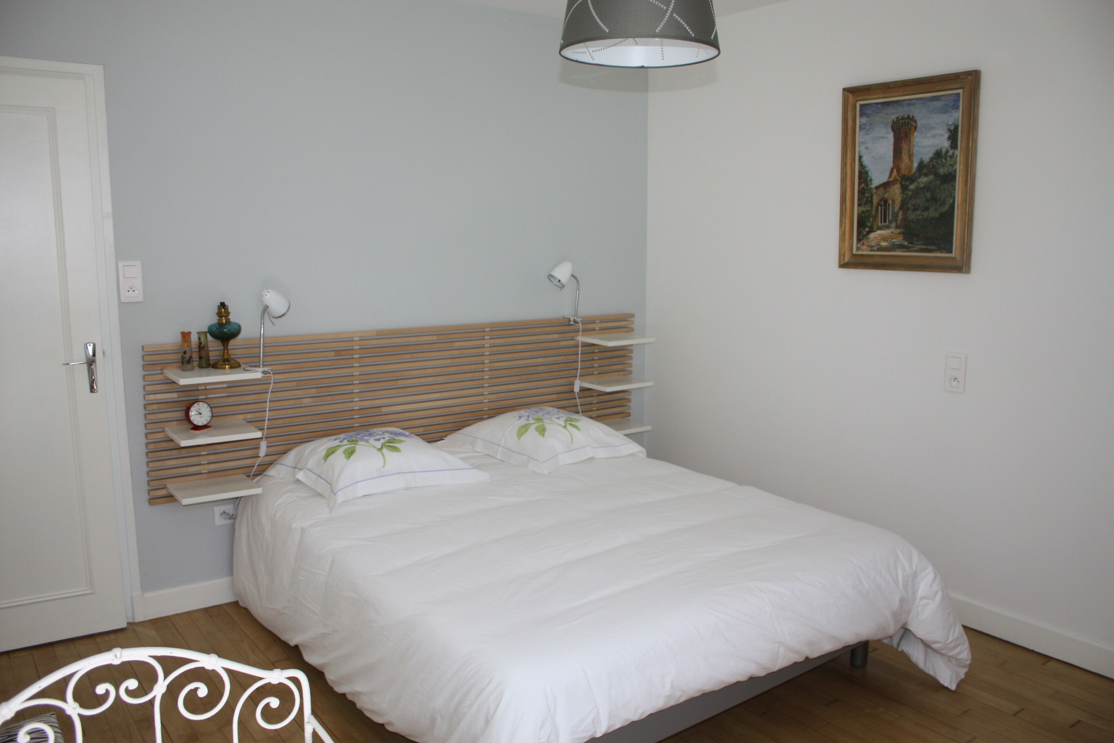5 chambres, fer et planche à repasser, accès à Internet, literie fournie