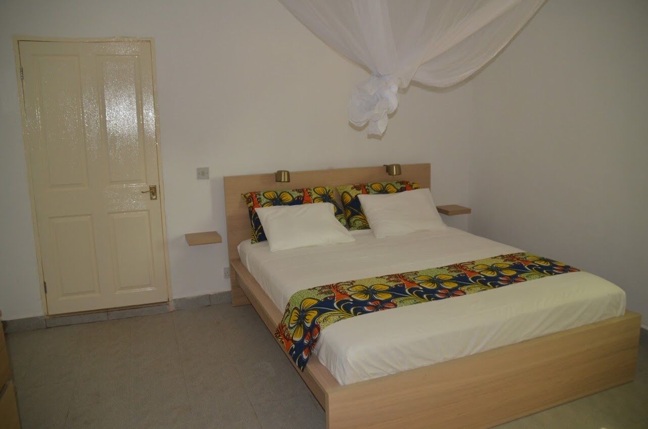 2 bedrooms, iron/ironing board, Internet, bed sheets