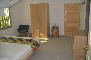 2 Schlafzimmer, Bügeleisen/Bügelbrett, Internetzugang, Bettwäsche