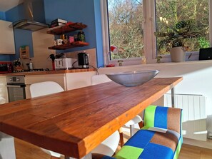 Private kitchen - Utterly Secluded Retreat in Nature Lake Views Hot Tub Private Setting Exmoor 7m (Tiverton)