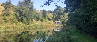 Utterly Secluded Retreat in Nature Lake Views Hot Tub Private Setting Exmoor 7m