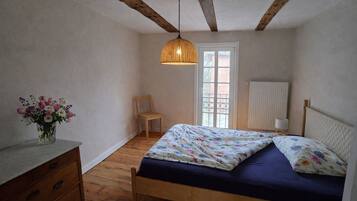 5 Schlafzimmer, kostenloses WLAN, Bettwäsche