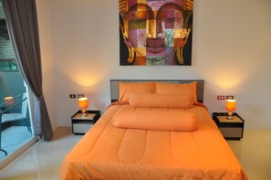 Room - Quiet condo with pool vibe (Tambon Patong)