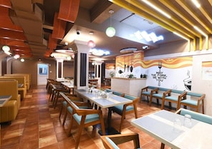 Dining - Hotel Regency Grande (Thiruvananthapuram)