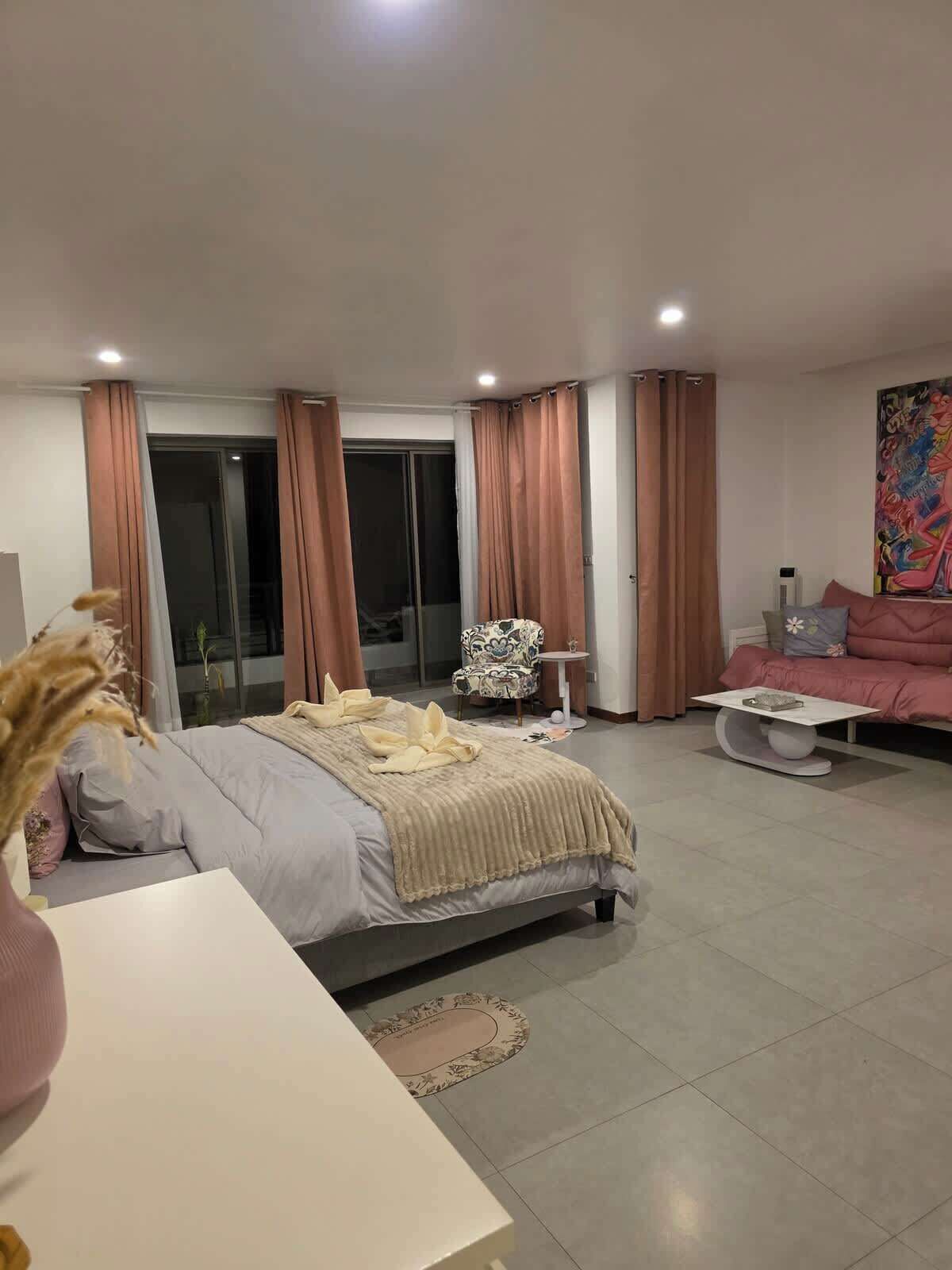 2 bedrooms, WiFi, bed sheets
