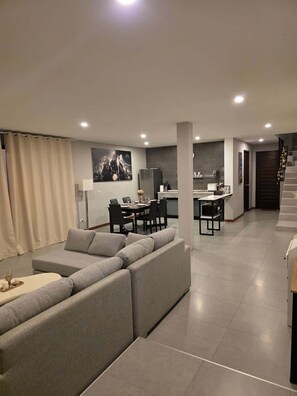 TV, offices - Exclusive Villa Africa (Tambon Ko Pha-ngan)