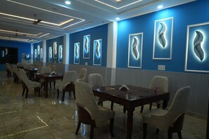Dining - Hotel Griffin (Anandpur Sahib)