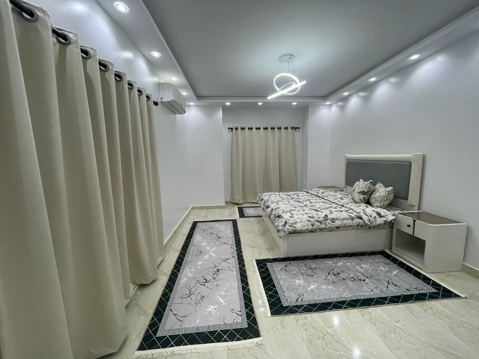 4 bedrooms, WiFi, bed sheets