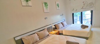 The Summer Villa by Nature Home