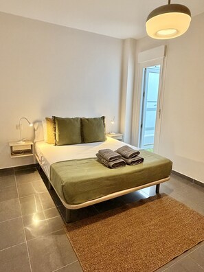 2 bedrooms, iron/ironing board, free WiFi, bed sheets - Dragos Suites 103 (Arrecife)