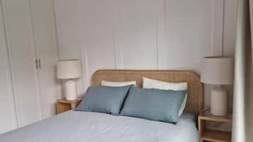 Deluxe Suite, Lake View