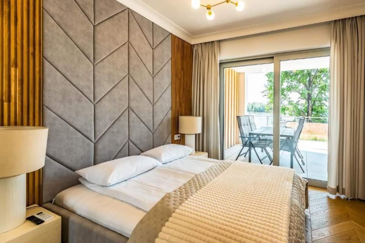 华丽套房, 湖景