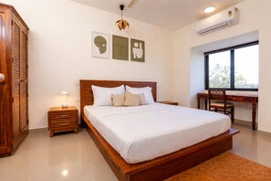 1 bedroom, iron/ironing board, WiFi, bed sheets - Sukoon: Palolem - South Goa - Valley-View 1BHK with Pool & Panoramic Sunroom (Chauri)