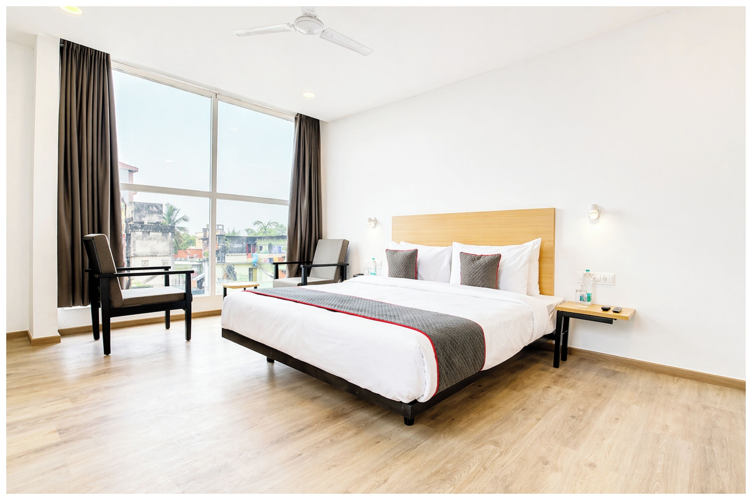 Kahden hengen deluxe-huone (kaksi sänkyä), ilmastointi | Näkymä huoneesta