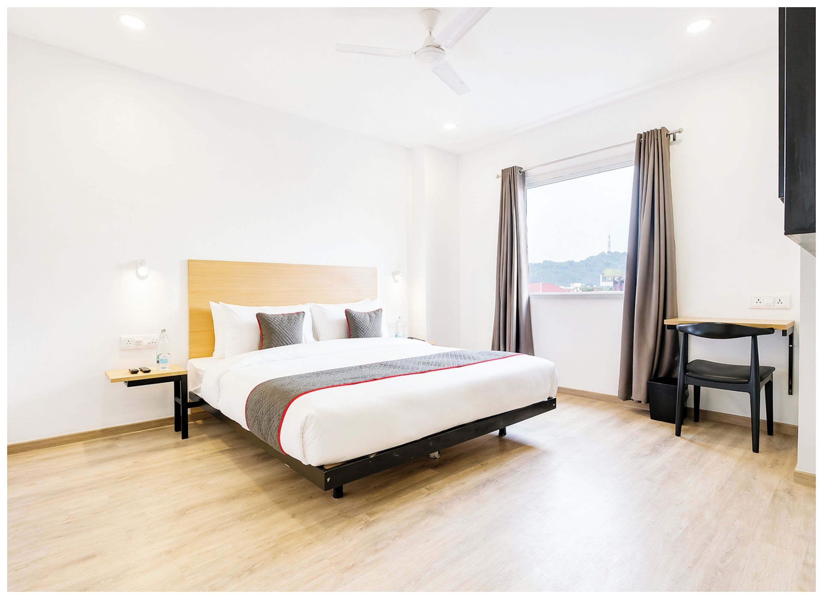 Kahden hengen deluxe-huone (kaksi sänkyä), ilmastointi