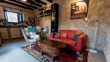 House, 2 Bedrooms, Accessible, Patio | Ruang tamu