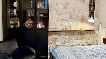 House, 2 Bedrooms, Accessible, Patio