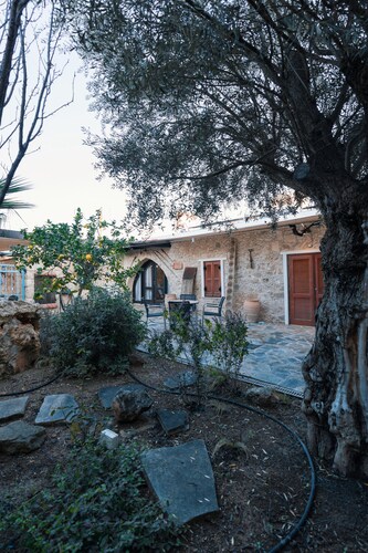 Traditional Stone House - Where Tradition Meets Comfort