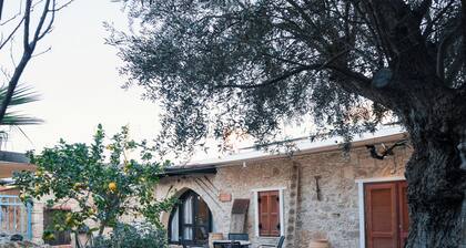 Traditional Stone House - Where Tradition Meets Comfort