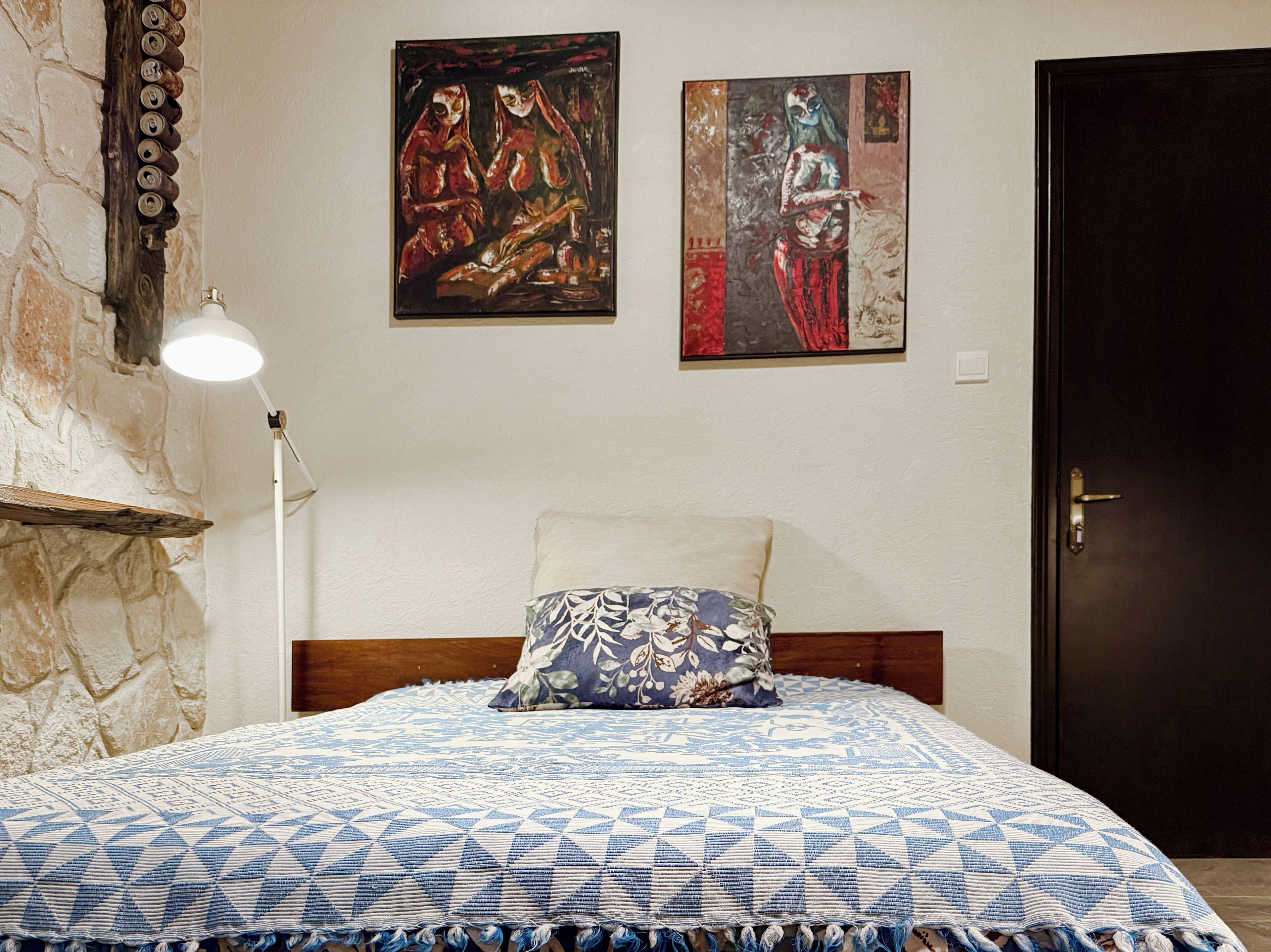 2 bedrooms