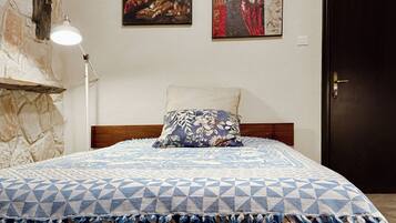 2 bedrooms