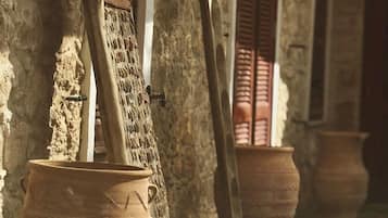 House, 2 Bedrooms, Accessible, Patio | Perincian bahagian luar