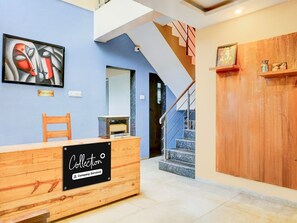 House | Reception - Deluxe Om Villa (Mawal)