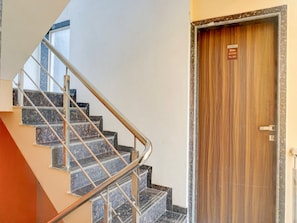 House | Interior - Deluxe Om Villa (Mawal)
