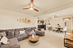 Living area - Marina Apartment A2, Jan Thiel (Jan Thiel)