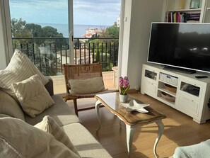 Living area - Charming sea view apartment in Platja d'Aro (Platja d'Aro)