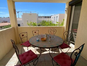 Outdoor dining - Apartment with AC, parking - 5 guests (Port Leucate)