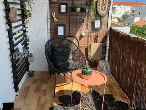 Terrace/patio - Canet Plage: Cozy studio with terrace and wifi, perfect for 2 (Canet-en-Roussillon)
