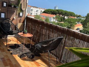 Terrace/patio - Canet Plage: Cozy studio with terrace and wifi, perfect for 2 (Canet-en-Roussillon)