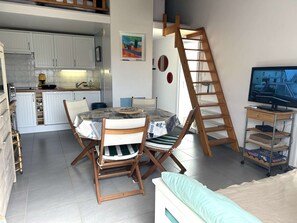 Outdoor dining - House with parking - 4 guests (Bretignolles-sur-Mer)