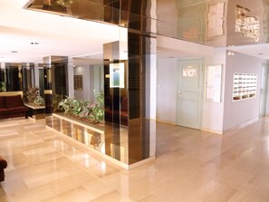 Lobby - Studio with terrace - sea view, pool (Menton)