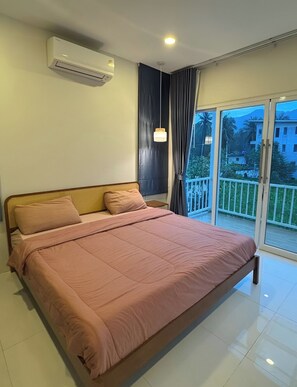 3 bedrooms, WiFi, bed sheets - Casa Solara : Stylish Island Retreat (Ko Pha-Ngan Subdistrict)