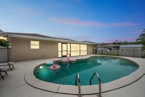 Pool - Bolero Fairway Oasis | Private Pool Home | Golf Course Views | Family-Friendly Naples Retreat (Naples)
