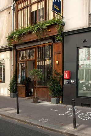 Apartment - Bel Appartement R Publique Marais (Paris)