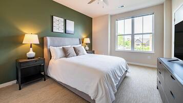 1 bedroom, individually decorated, individually furnished