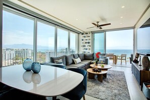 Smart TV, stereo, offices, computer monitors - Oceana Luxury Escape | 3BR/3BA | Ocean Views (Bucerias)