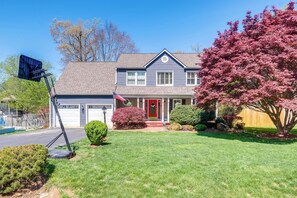 House (4 Bedrooms) | Front of property