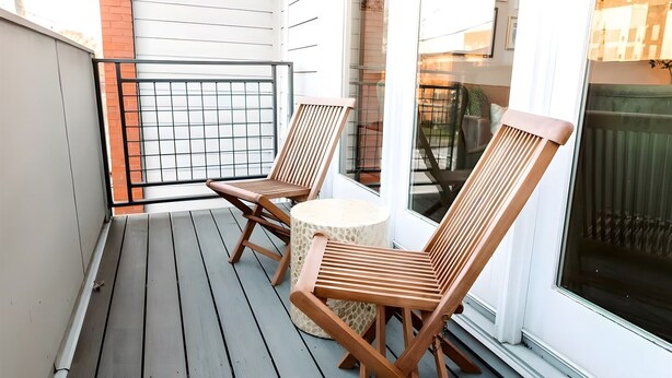 Terrace/patio - Gorgeous NuLu Retreat | Gated Parking | Two Patios (Louisville)