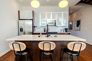 Coffee/tea maker, fridge, microwave, oven - Gorgeous NuLu Retreat | Gated Parking | Two Patios (Louisville)